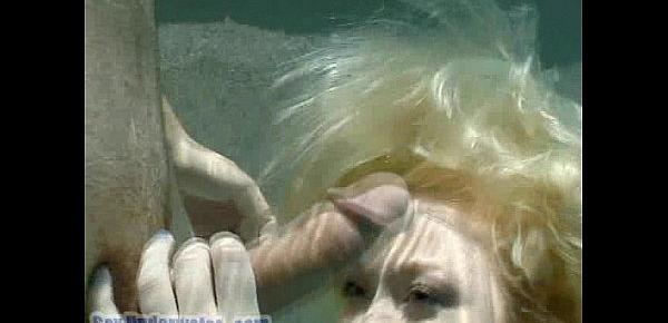  Madison Scott is a Screamer... Underwater! (12)